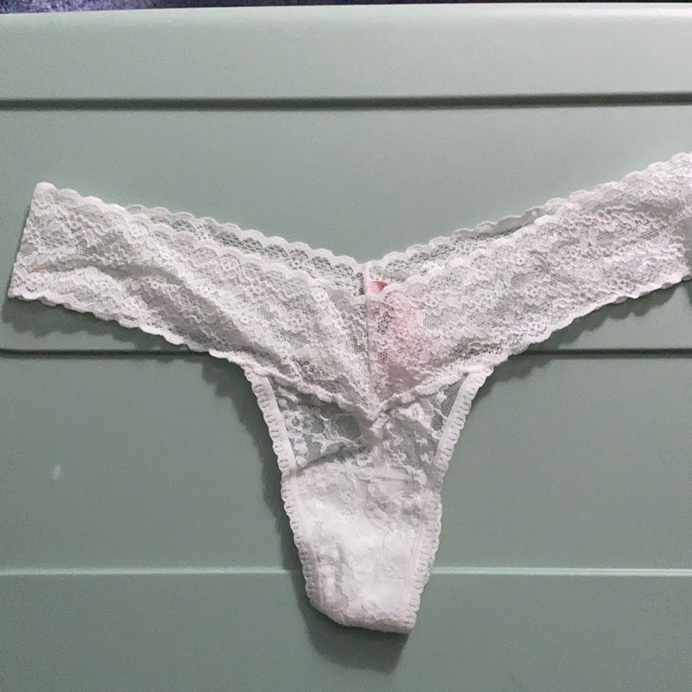 Victoria’s Secret White Lace Thong